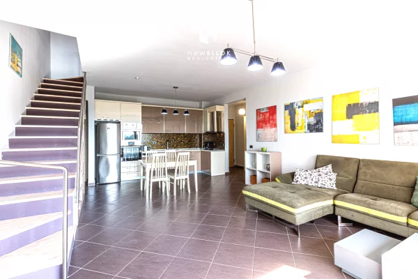 Duplex (2 storey house) for sale in Tirana 3+1, Furnished