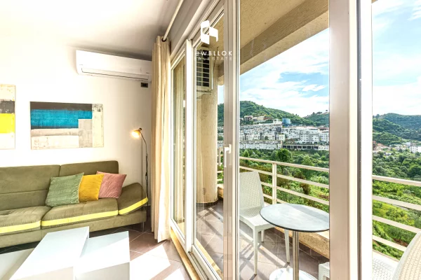 Duplex (2 storey house) for sale in Tirana 3+1, Furnished