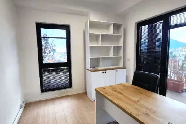 ✨️Me Qira Ultra Zyre 124m2 (📍Garden Building ) ndare ne 3 ambiente pune KATI 7 (Pamje Panoramike) 1000Euro/Muaj 💥💥