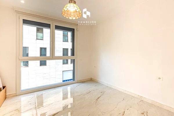 Ambient biznesi me qera 3+1 ne Tirane - 1,250 Euro