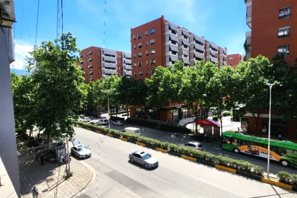 Supreme Office - Amb ideal per Zyre 📍 prb. Delijorgjit - Rr. e Kavajes -- 420m2 | k3, Pllt i Ri