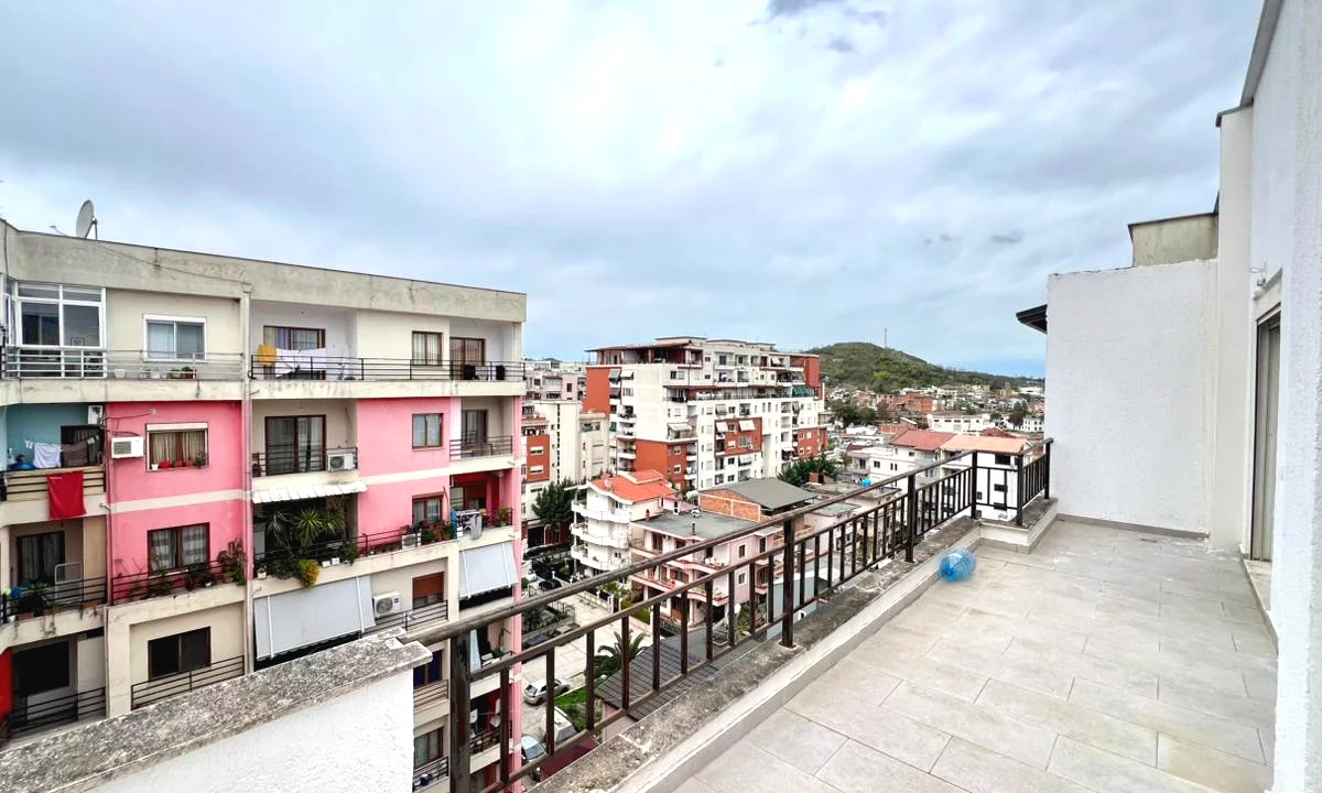 Apartment for sale in Tirana 2+1, Emty