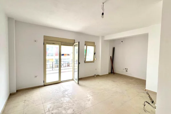 Apartment for sale in Tirana 2+1, Emty