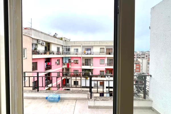 Apartment for sale in Tirana 2+1, Emty