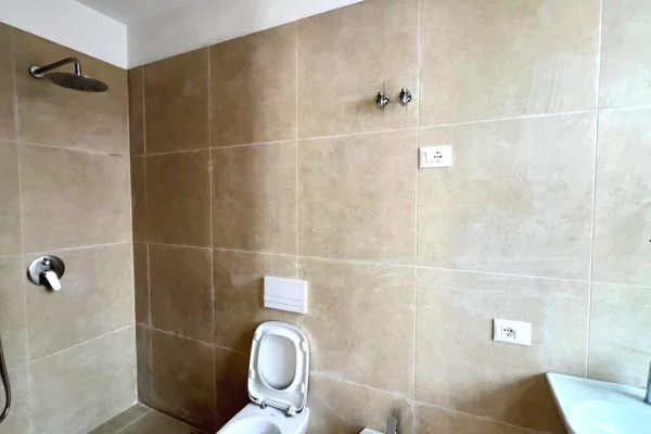 Apartment for sale in Tirana 2+1, Emty