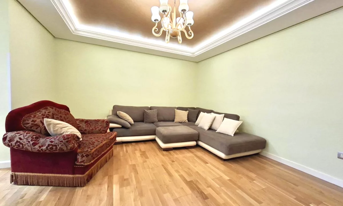 Shtepi me qera Apartament ne Tirane, 2+1, Mobilimi E mobiluar, Pagesa 70,000  Leke.