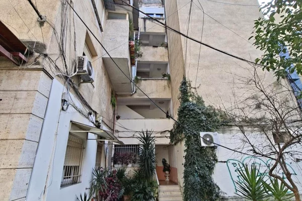 Shtepi me qera Apartament ne Tirane, 2+1, Mobilimi E mobiluar, Pagesa 70,000  Leke.