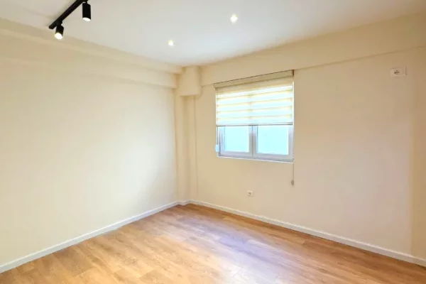 Apartment for sale in Tirana 1+1, Emty