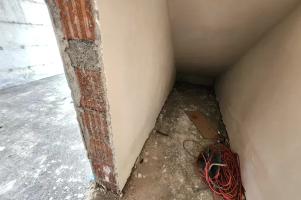 Villa di lusso in vendita a Tirana 4+1, Vuoto