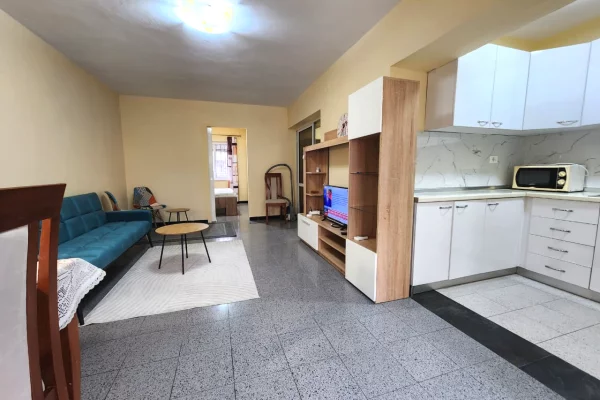 Shtepi me qera Apartament ne Tirane, 1+1, Mobilimi E mobiluar, Pagesa 55,000  Leke.
