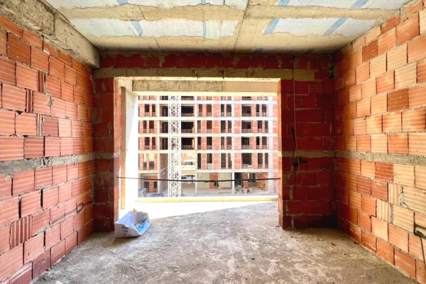 Shtepi ne shitje Apartament ne Tirane, 2+1, Mobilimi E mobiluar, Pagesa 200,000  Euro.