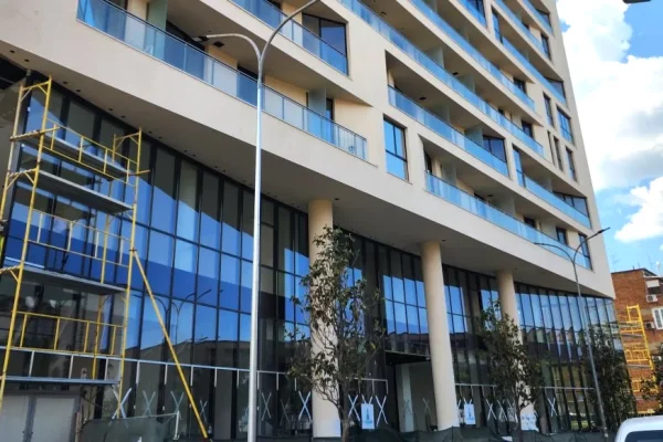 Ambient biznesi ne shitje 1+1 ne Tirane - 720,000 Euro