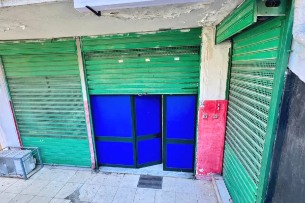 SHITET Njesi Biznesi :📍21 Dhjetori (Mulliri i Vjeter) - 79,000Euro - S.58m2 - Kt.0 - Pallat i Ri || Oferte Reale Investimi‼️