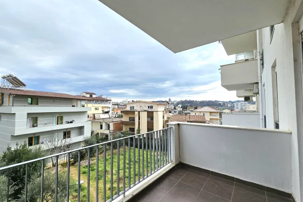 Shtepi me qera Apartament ne Tirane, 1+1, Mobilimi E mobiluar, Pagesa 40,000  Leke.