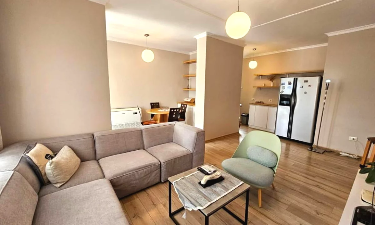 Shtepi me qera Apartament ne Tirane, 2+1, Mobilimi E mobiluar, Pagesa 1,500  Euro.