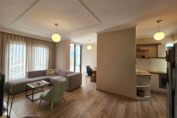 Shtepi me qera Apartament ne Tirane, 2+1, Mobilimi E mobiluar, Pagesa 1,500  Euro.