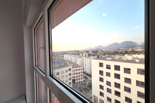 Shtepi me qera Apartament ne Tirane, 2+1, Mobilimi E mobiluar, Pagesa 50,000  Leke.