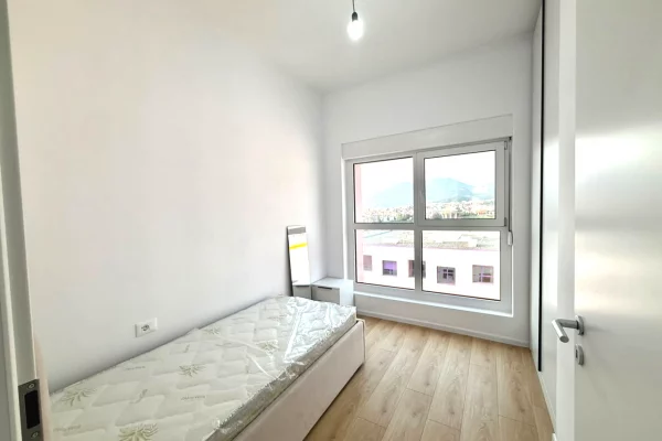 Shtepi me qera Apartament ne Tirane, 2+1, Mobilimi E mobiluar, Pagesa 50,000  Leke.