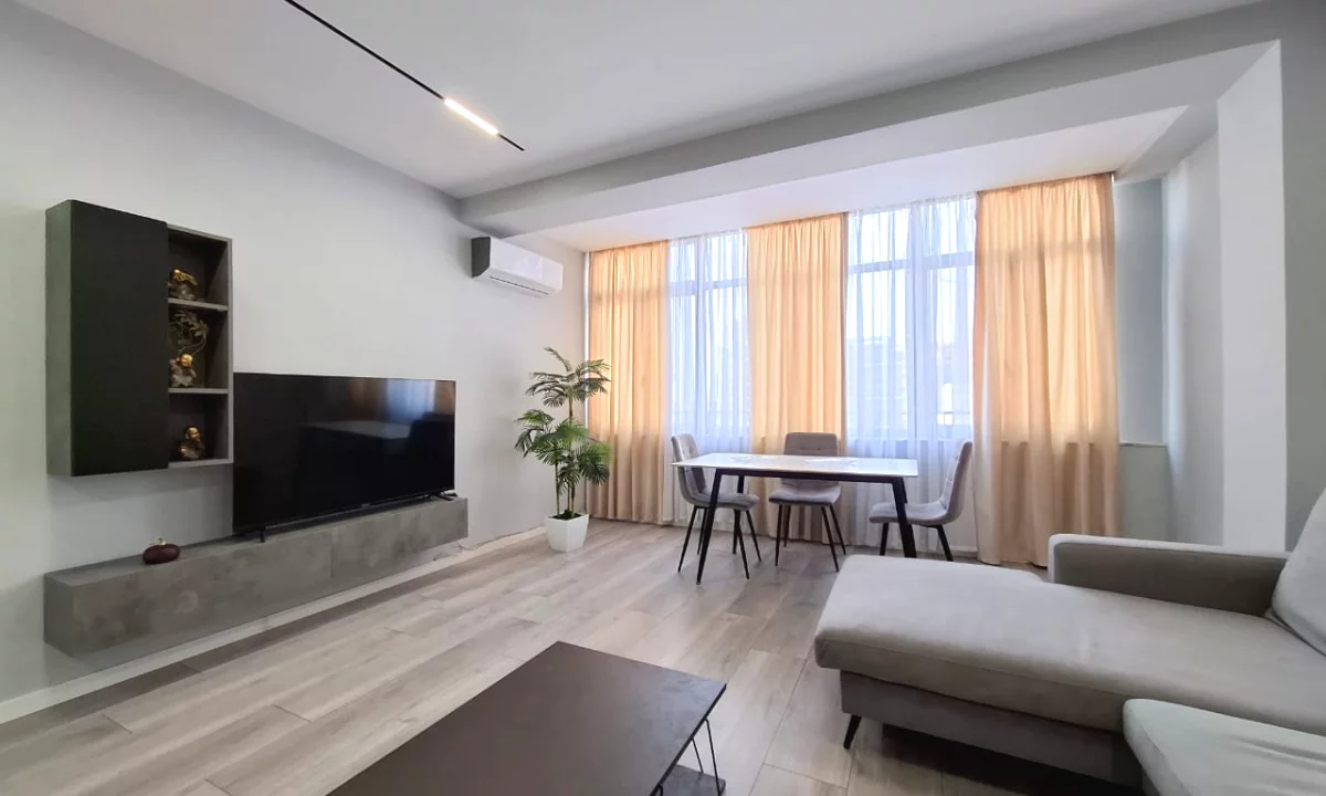 Shtepi ne shitje Apartament ne Tirane, 2+1, Mobilimi E mobiluar, Pagesa 265,000  Euro.