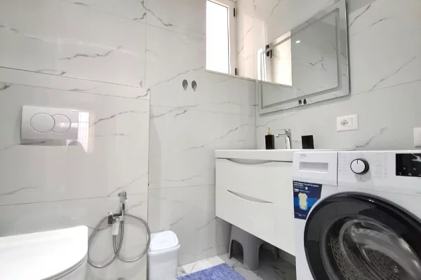 Shtepi ne shitje Apartament ne Tirane, 2+1, Mobilimi E mobiluar, Pagesa 265,000  Euro.