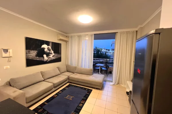 Super Apartament 1+1 + Ballkon + P.Parkimi || (📍Liqeni Artificial - Afër Kopshtit Zologjik) K2, Pllt I Ri Me Ashensor, me Oborr | 68.000 Leke/Muaj