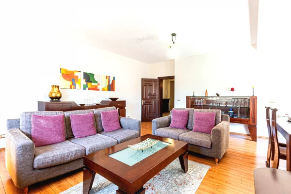 Shtepi me qera Apartament ne Tirane, 2+1, Mobilimi E mobiluar, Pagesa 1,300  Euro.