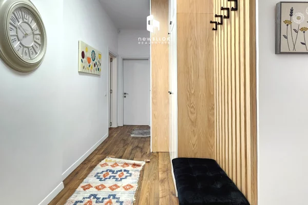 Shtepi me qera Apartament ne Tirane, 2+1, Mobilimi E mobiluar, Pagesa 1,000  Euro.