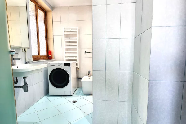 Shtepi me qera Apartament ne Tirane, 2+1, Mobilimi E mobiluar, Pagesa 850  Euro.