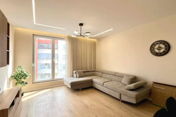 Shtepi me qera 1+1 ne Tirane - 65,000 Leke