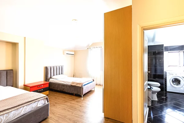 Shtepi me qera Apartament ne Tirane, 2+1, Mobilimi E mobiluar, Pagesa 700  Euro.