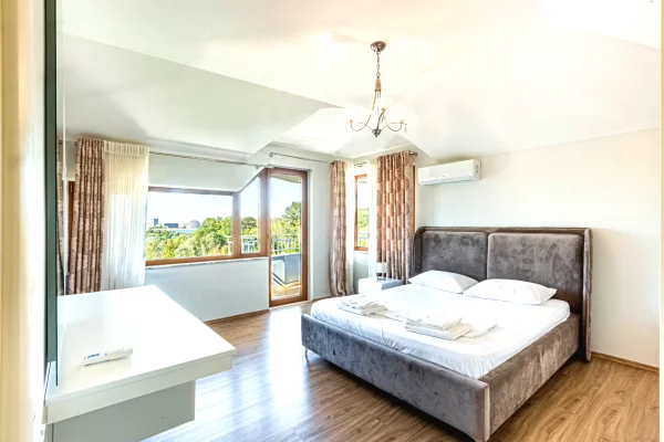 Shtepi me qera Apartament ne Tirane, 2+1, Mobilimi E mobiluar, Pagesa 700  Euro.