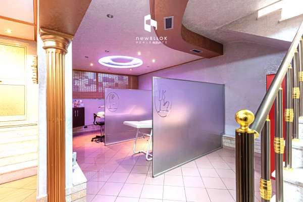 Me Qera: Ambient me 2 Kate 📍Mine Peza/Rr. Durresit || (800Euro/muaj) Super Location, Afer Qendres