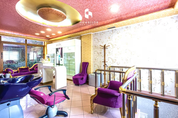 Ambiente Commerciale in Affitto 1+1 a Tirana - 800 Euro