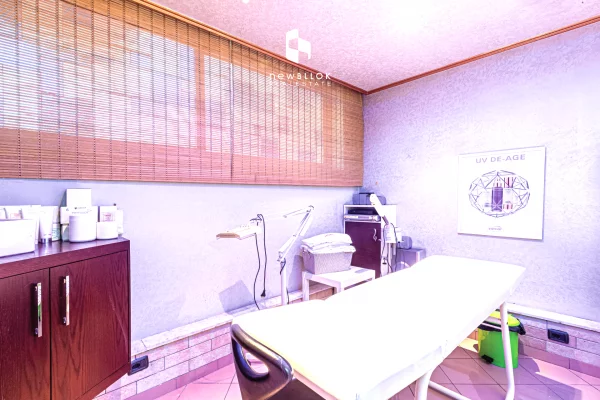 Me Qera: Ambient me 2 Kate 📍Mine Peza/Rr. Durresit || (800Euro/muaj) Super Location, Afer Qendres