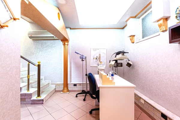 Me Qera: Ambient me 2 Kate 📍Mine Peza/Rr. Durresit || (800Euro/muaj) Super Location, Afer Qendres