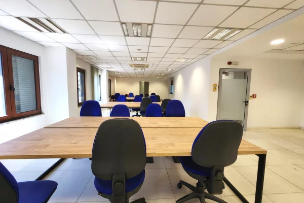 Ambient biznesi me qera 1+1 ne Tirane - 4,500 Euro