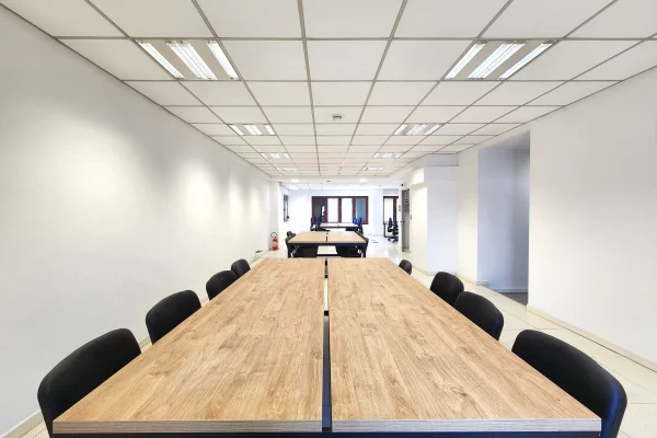 Ambient biznesi me qera 1+1 ne Tirane - 4,500 Euro