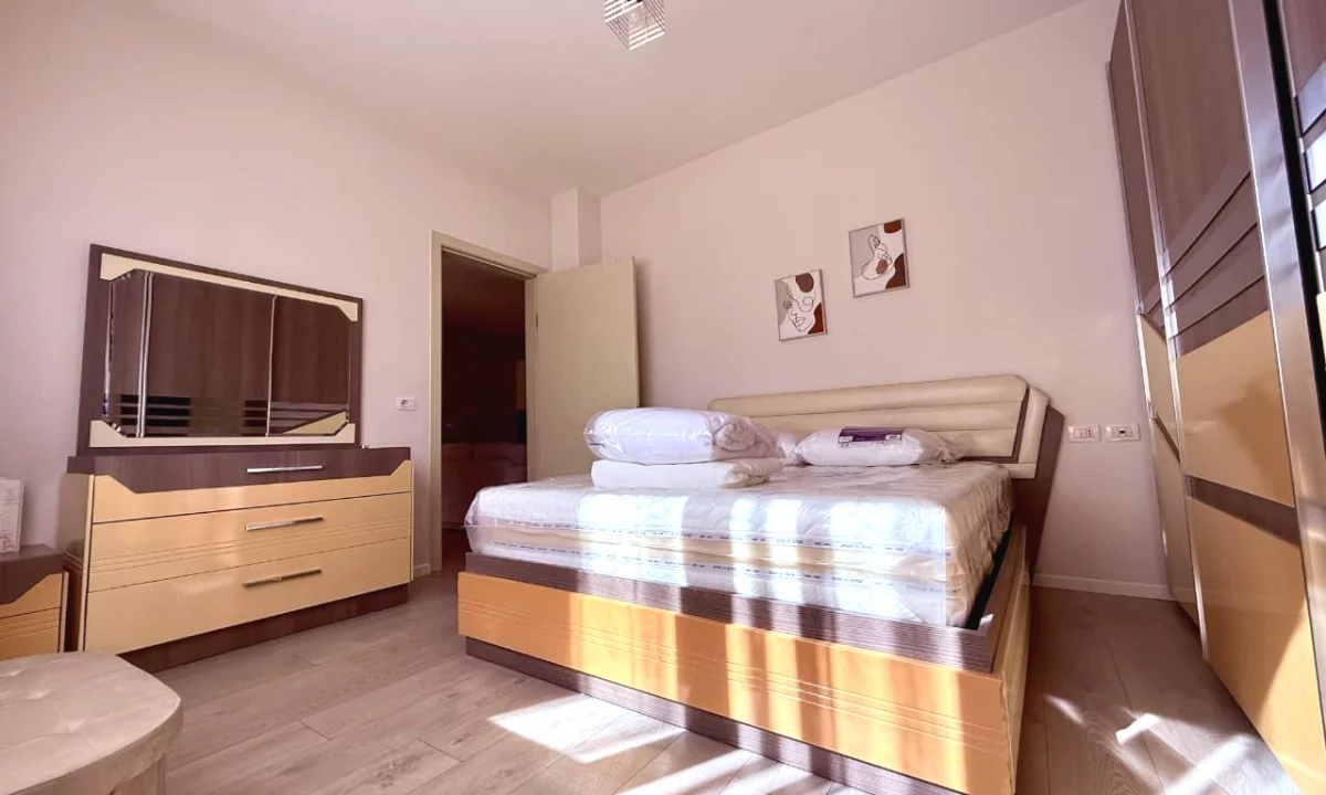 Shtepi me qera Apartament ne Tirane, 1+1, Mobilimi E mobiluar, Pagesa 57,000  Leke.