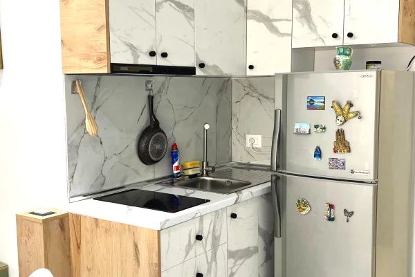 Shtepi ne shitje Apartament ne Himare, 1+1, Mobilimi E mobiluar, Pagesa 205,000  Euro.