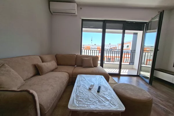 Shtepi me qera Apartament ne Tirane, 1+1, Mobilimi E mobiluar, Pagesa 70,000  Leke.