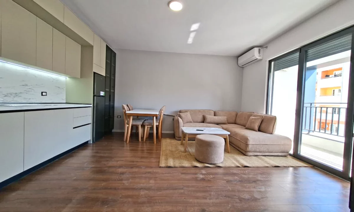 Shtepi me qera Apartament ne Tirane, 1+1, Mobilimi E mobiluar, Pagesa 70,000  Leke.