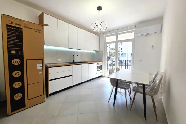 Shtepi me qera 1+1 ne Tirane - 500 Euro