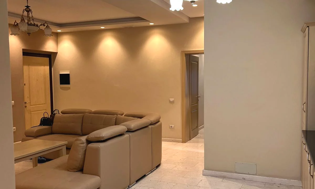 Shtepi me qera Apartament ne Tirane, 1+1, Mobilimi E mobiluar, Pagesa 750  Euro.