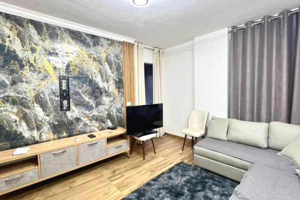 Shtepi me qera Apartament ne Tirane, 1+1, Mobilimi E mobiluar, Pagesa 500  Euro.
