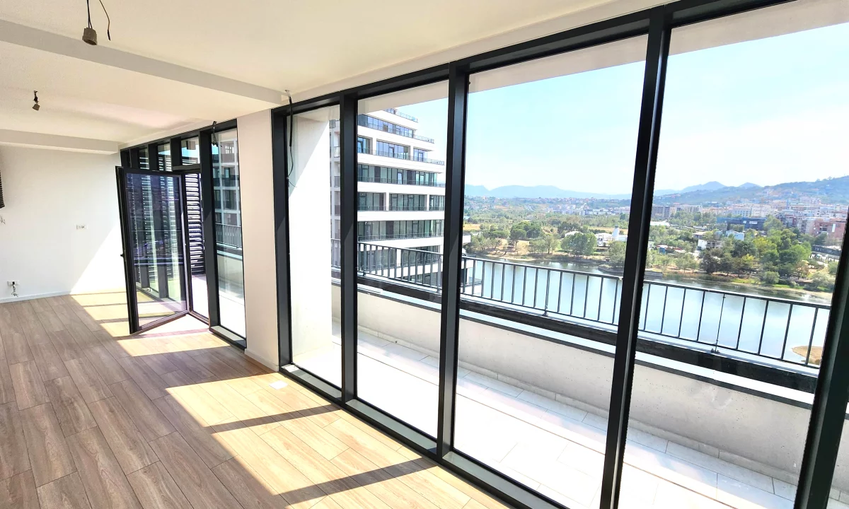Me Qera: Zyre (135 m2)📍Lake View - Liqeni Tiranes || 3+1+2wc & GARAZH + Verande Gjigande ((1,700Euro/muaj))