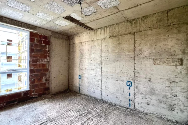 Shtepi ne shitje Apartament ne Tirane, 2+1, Mobilimi Bosh, pa mobiluar, Pagesa 135,000  Euro.