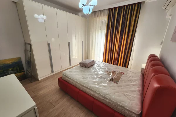 Shtepi me qera Apartament ne Tirane, 2+1, Mobilimi E mobiluar, Pagesa 87,000  Leke.