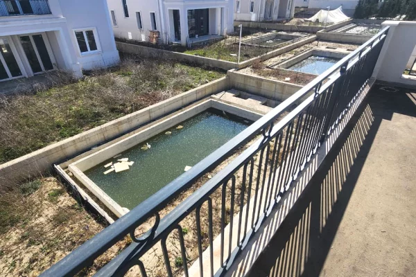 Shtepi ne shitje Vila Luksoze ne Tirane, 5+1, Mobilimi Bosh, pa mobiluar, Pagesa 1,500,000  Euro.