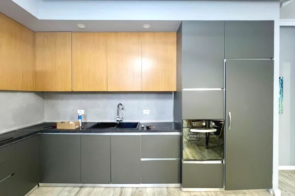 Shtepi me qera Apartament ne Tirane, 2+1, Mobilimi E mobiluar, Pagesa 58,000  Leke.