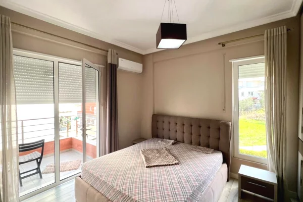 Shtepi me qera Apartament ne Tirane, 2+1, Mobilimi E mobiluar, Pagesa 58,000  Leke.